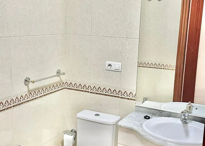 Casa Lur Wifi Y Parking Privado Incluido גיחון