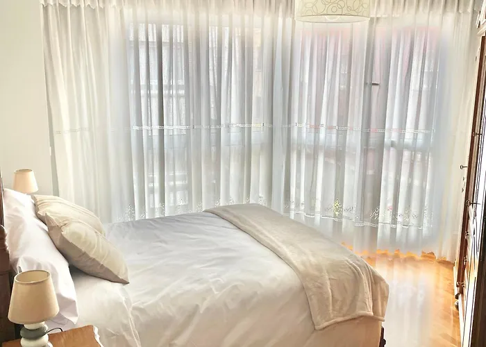 Casa Lur Wifi Y Parking Privado Incluido דירה *